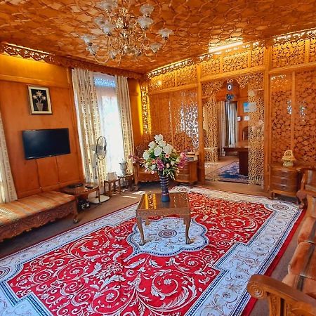 New Lakes Crown Group Of Houseboats Srīnagar المظهر الخارجي الصورة